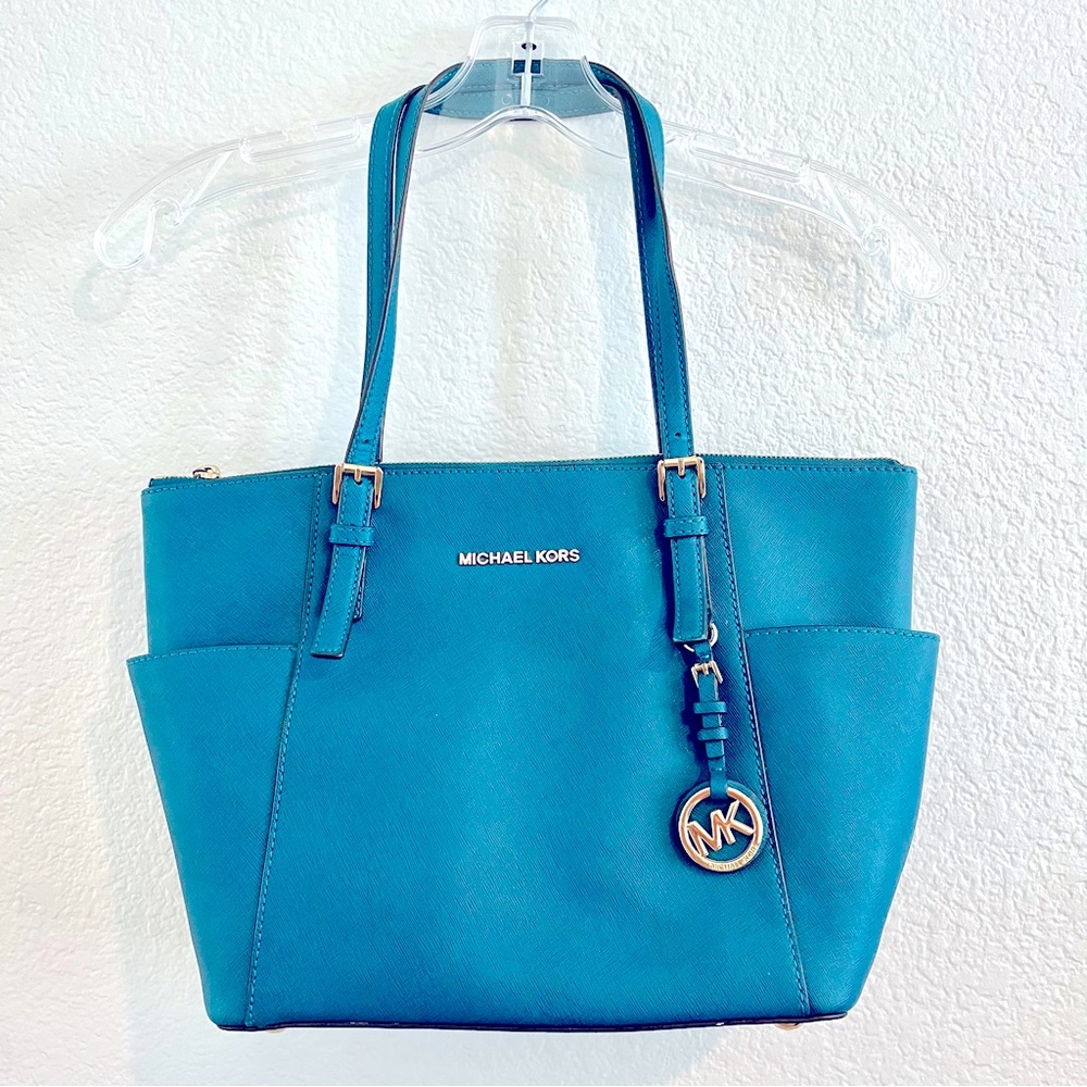 Like new teal Michael Kors shoulder bag purse